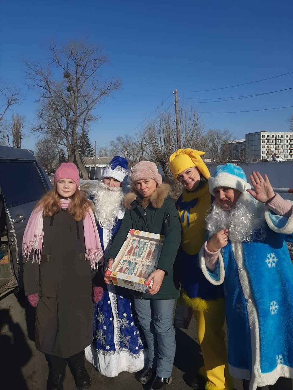 В гости с подарками 