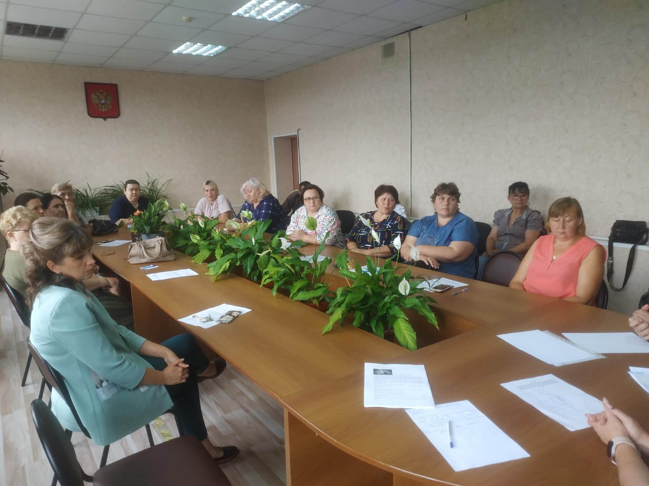 Экстренное совещание с замещающими семьями 